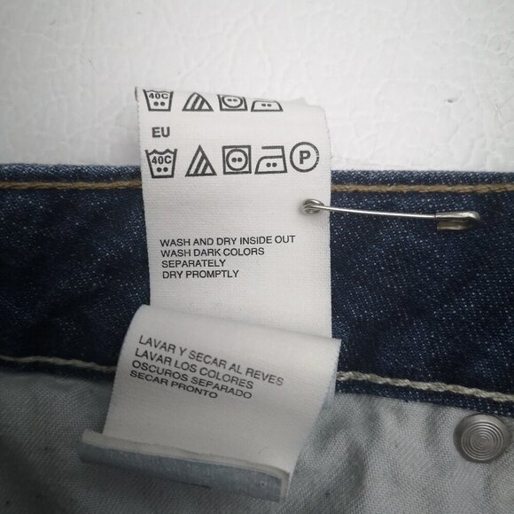 Tommy Hilfiger Ladies Size 14 Medium Wash Straight Leg Blue Jeans - Picture 7 of 15